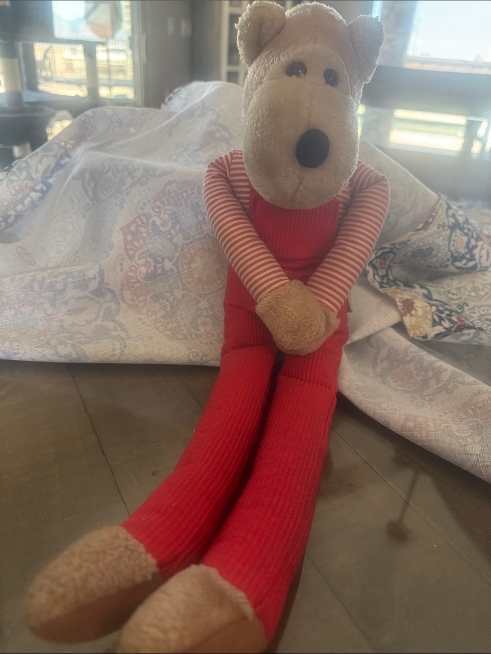 VTG OshKosh B’Gosh 1990s collectible bear.
